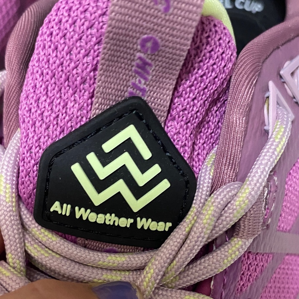 Women's Magenta All-Weather Athletic Sneakers size 11 - Picture 3 of 13